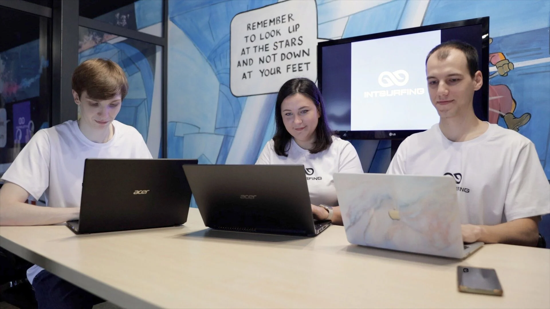 Big data software engineering by Intsurfing Intsurfing processes for data engineering